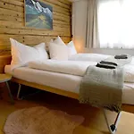 Apartamento Rustic Modern - Ski-in, Ski-out - By Wengen