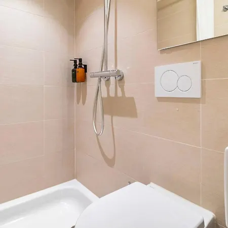 Rustic Modern - Ski-in, Ski-out - By 公寓