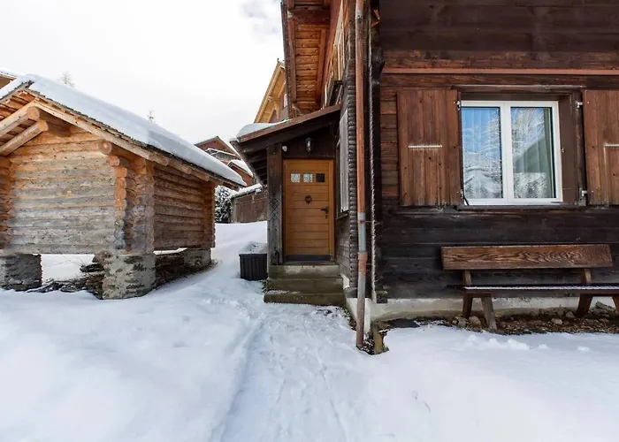 Rustic Modern - Ski-in, Ski-out - By וונגן